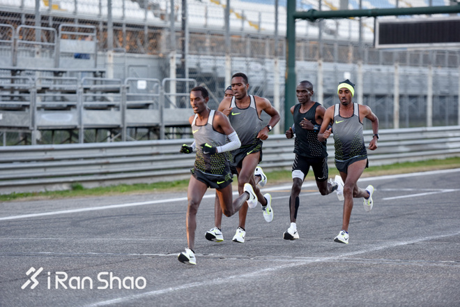 现场 | 意料之外情理之中 直击人类第一次实地测试马拉松破二