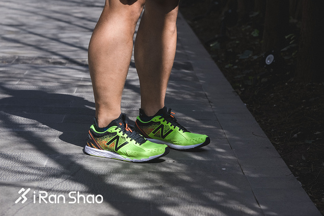 跑鞋 | New Balance HANZO R 严肃跑者利器