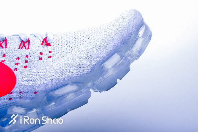 新品 | 30年后，Nike Air VaporMax终于又回到了跑步鞋这个主题上