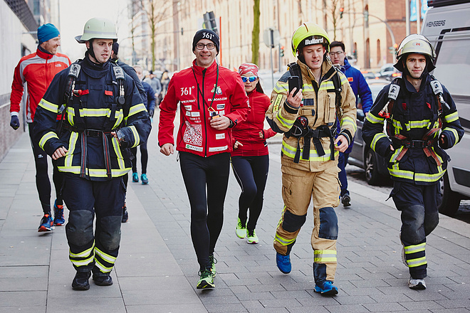 为热爱而跑 欧洲“阿甘”支持“一带一路”   开启12000公里丝绸之路极限跑 中国体育品牌361°提供全程专业运动装备支持