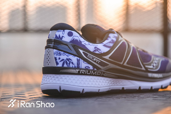 开箱 | Saucony Kinvara 8 & Triumph ISO 3 Everun中底究竟有多强