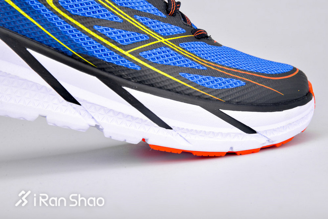 开箱 | HOKA ONE ONE Clifton 3 告别重量 留下缓冲