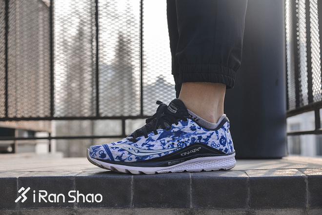 跑鞋 | 一双鞋垫的巨大能量 Saucony Kinvara 8深度评测