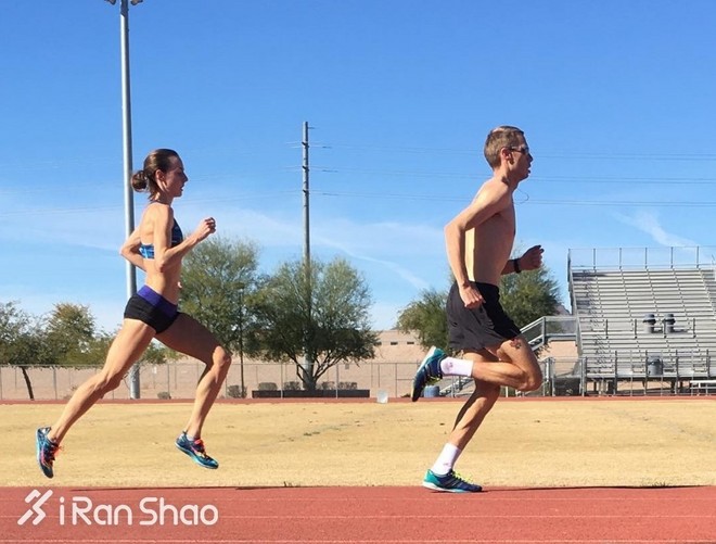 人物 | 首秀斩获纽马季军 美国“万米一姐”处马战记