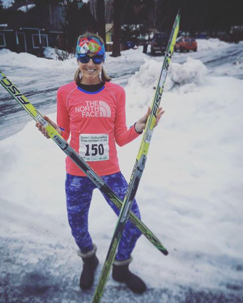 开箱 | 想知道越野甜心Stephanie背过的水包Nathan VaporHowe是什么味儿吗？