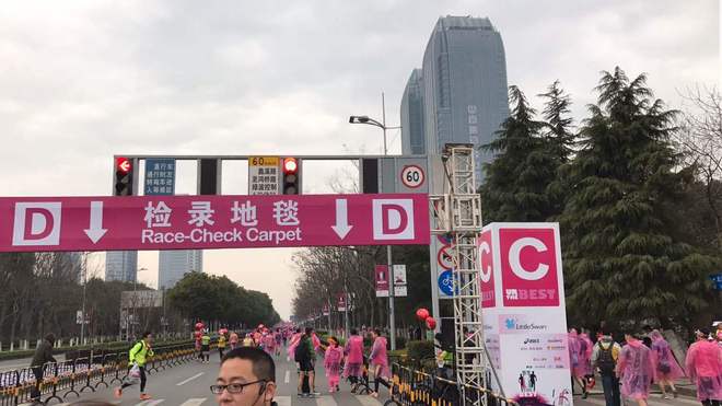 三月的春，就像青春期的少女