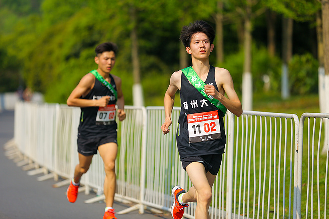 #致未来的我# 2017 New Balance中国大学生校园路跑接力赛华东赛区西子湖畔开跑