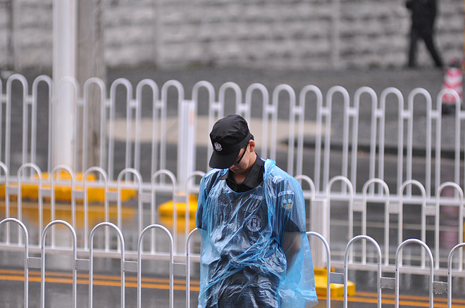 就算大雨倾城，亦赴汉马之约