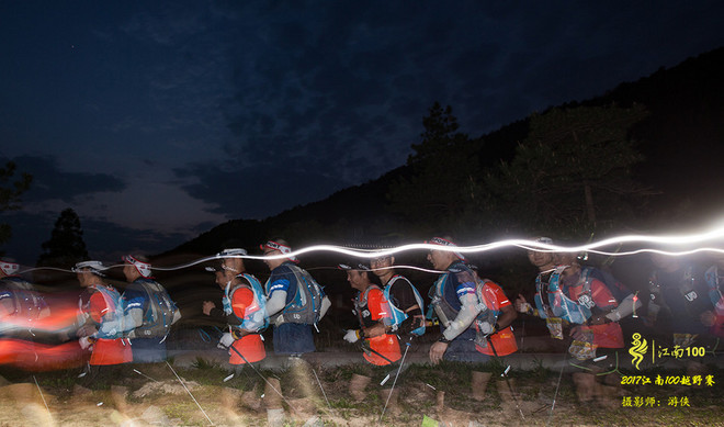 灵魂总是要贪片刻灿烂——我的42KM江南100处女跑