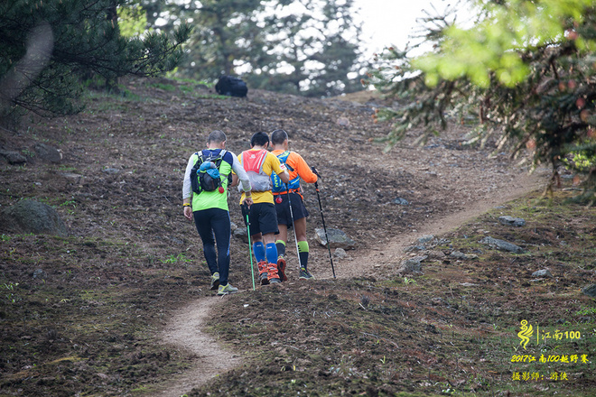 四明，登临世界阔——记2017年江南100越野赛