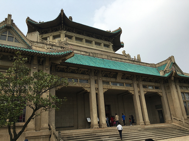 汉马，在雨中放飞心情