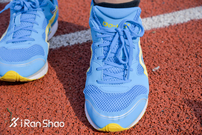 TopX | 性价比为王 200块的跑鞋真的能跑步么？