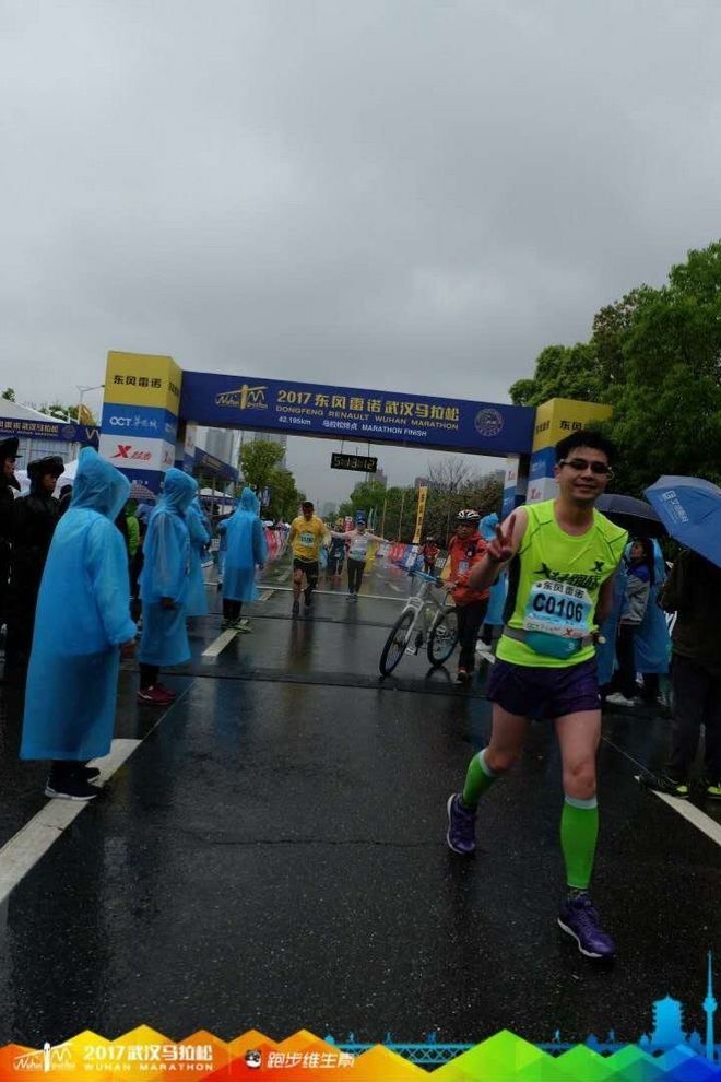 我心中最爱的武汉马拉松  —  周津