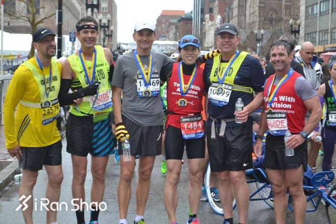 波士顿马拉松 | 独角兽指引下的名人们