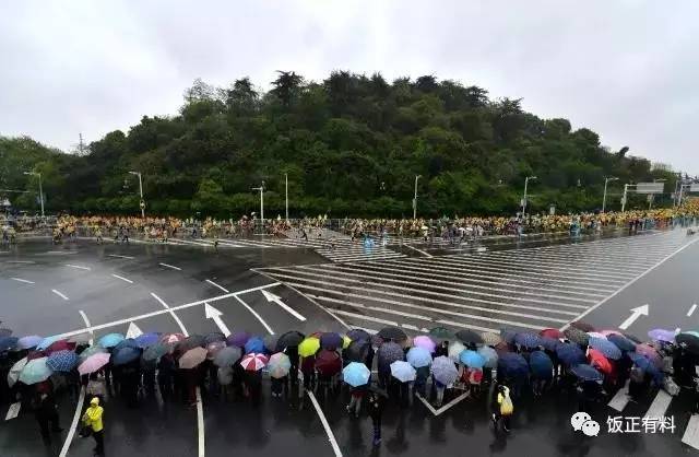 Run With Me | 风雨交加，燃情汉马！