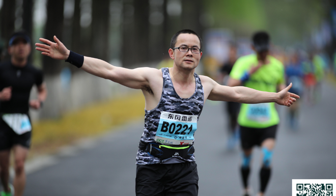 武汉，奔跑的你不会寂寞……