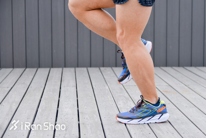 跑鞋 | HOKA ONE ONE Clifton 3 踩着厚底飞翔