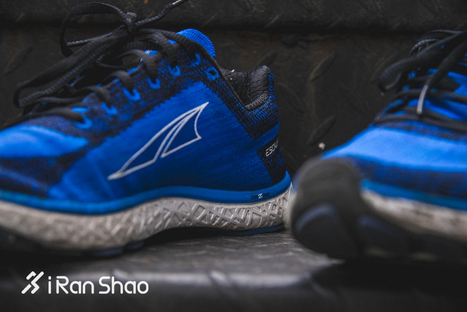 跑鞋 | 吹弹不可破 Altra Escalante深度评测