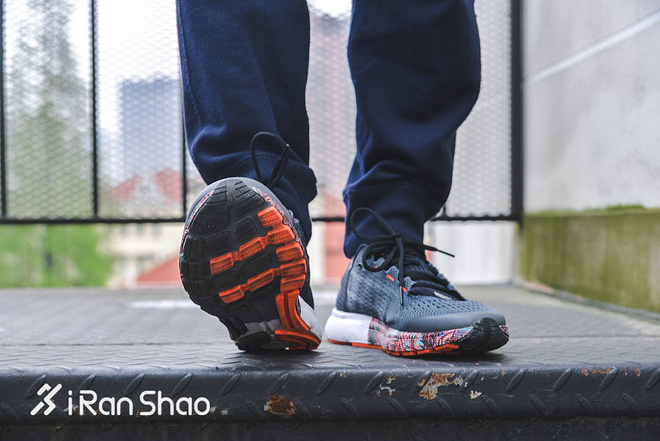 跑鞋 | UA SpeedForm Velociti RE 智能跑鞋能不能跑？