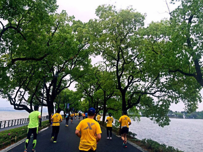 【心中有爱 四季不败】