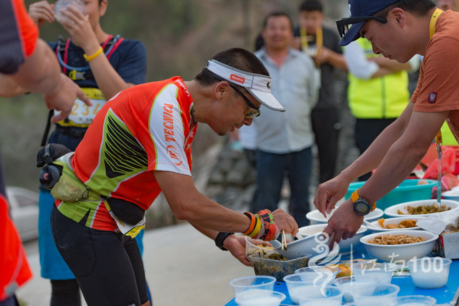 江南100赛报 | 高温虐站，勇者胜