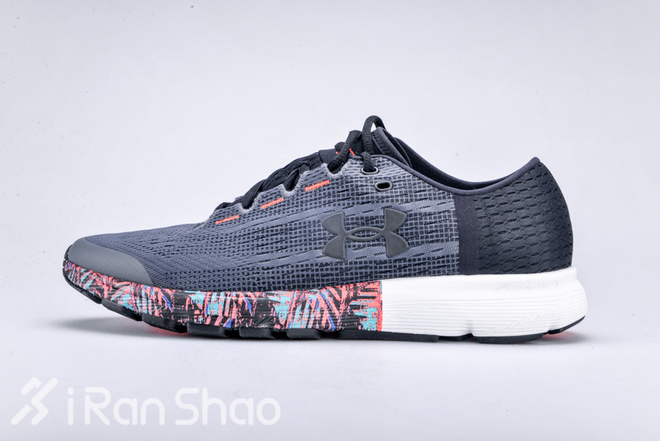 跑鞋 | UA SpeedForm Velociti RE 智能跑鞋能不能跑？