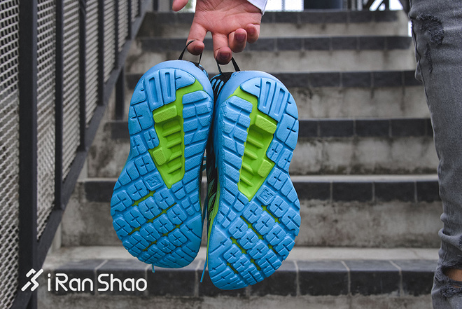 开箱 | HOKA ONE ONE Clayton 2 惊人厚底能带来多少惊喜？