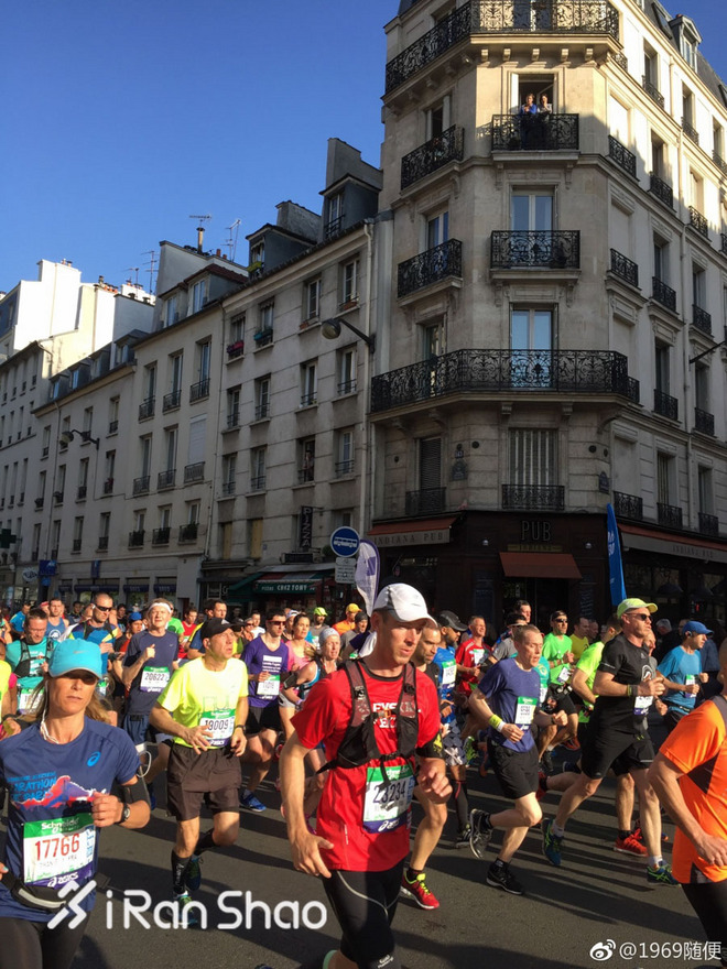 热点 | 左脚巴黎右脚平壤 浪漫花城VS隐士之都