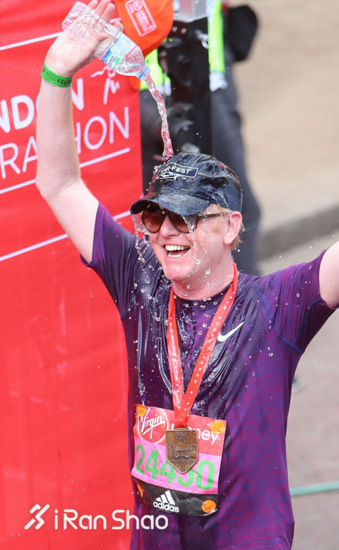 伦敦马拉松 | 王子王妃大出动 世界纪录层出不穷