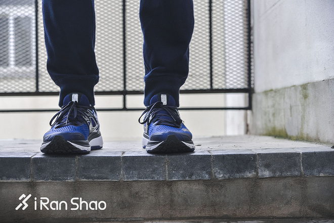 跑鞋 | 这是最出色的ISO一代？Saucony Triumph ISO 3深度评测
