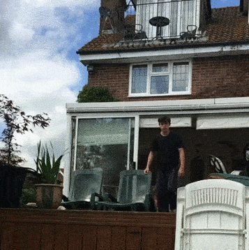 蜘蛛侠又翻拍 荷兰弟和前辈们有什么不一样