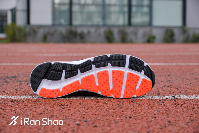 TopX | 性价比为王 200块的跑鞋真的能跑步么？