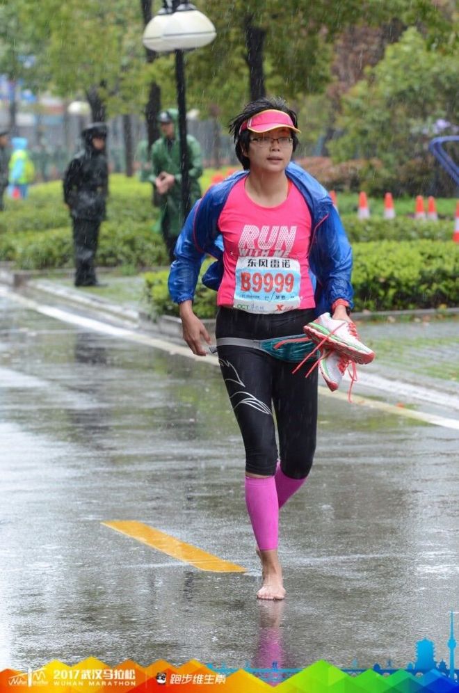 每个在外漂泊的人，都有一个渴望回去的故乡——纪念我的首次“汉马”