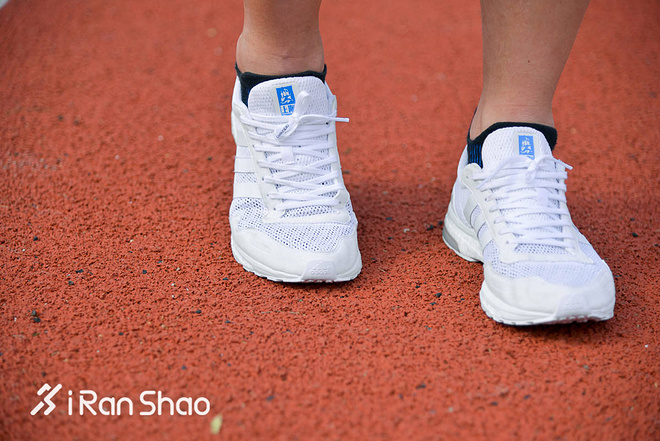 跑鞋 | adidas adizero adios 3 上海半马限定版 进击的白色闪光