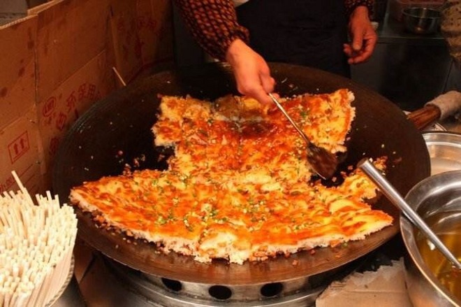 武汉马拉松，相逢在雨中。