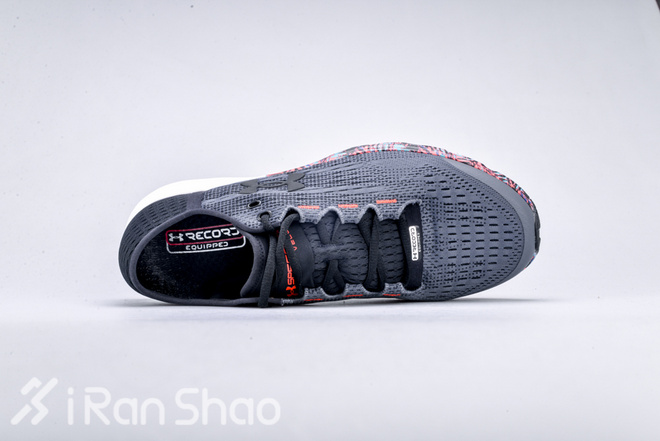 跑鞋 | UA SpeedForm Velociti RE 智能跑鞋能不能跑？