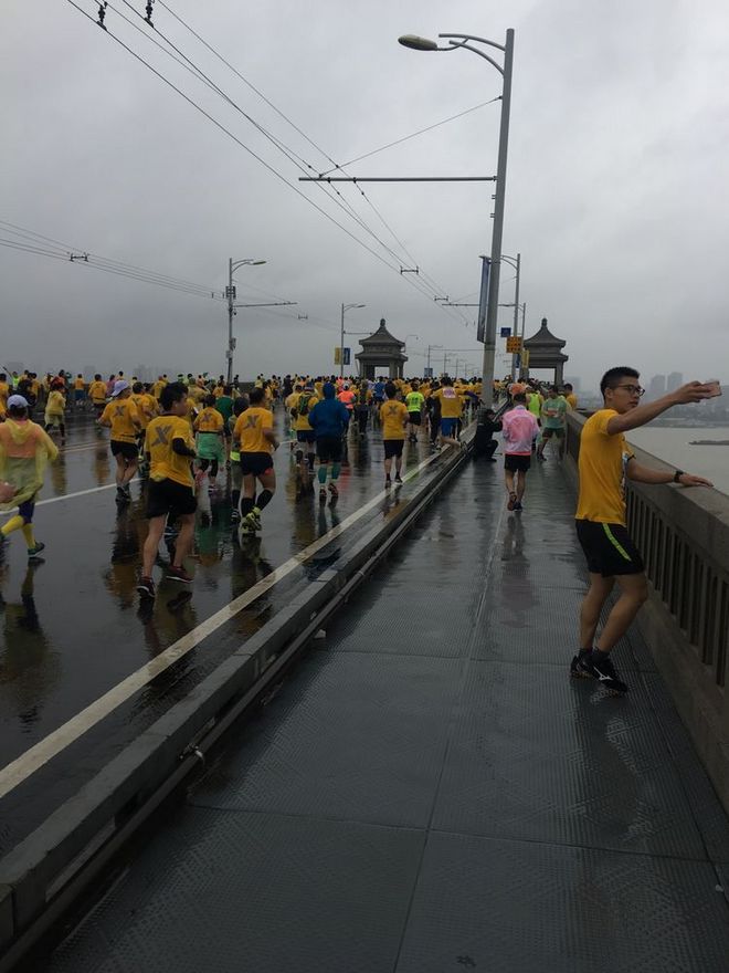 每个在外漂泊的人，都有一个渴望回去的故乡——纪念我的首次“汉马”