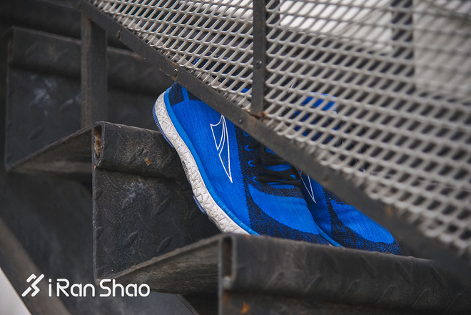 跑鞋 | 吹弹不可破 Altra Escalante深度评测