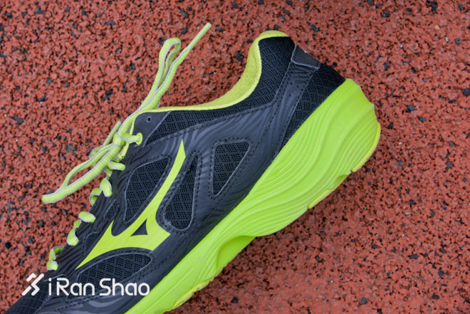 TopX | 性价比为王 200块的跑鞋真的能跑步么？