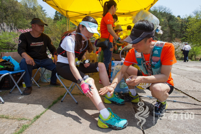 江南100赛报 | 高温虐站，勇者胜