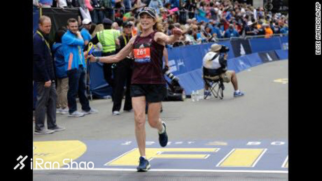 波士顿马拉松 | 独角兽指引下的名人们