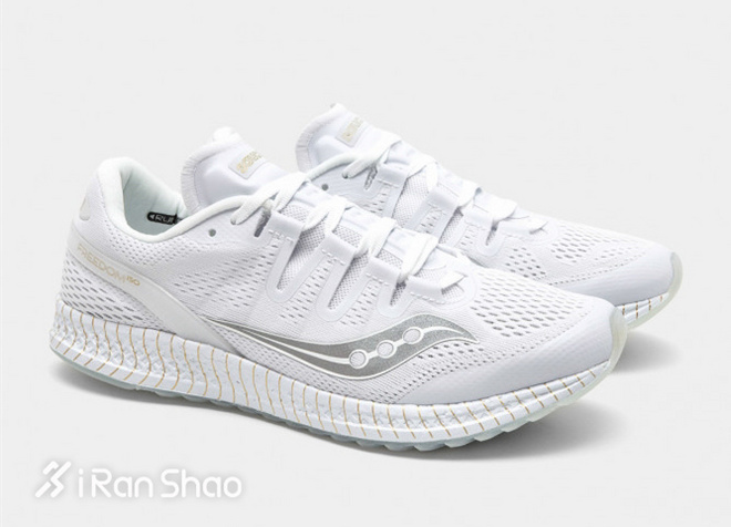跑鞋 | 脚感优秀值得入手 Saucony Freedom ISO深度评测