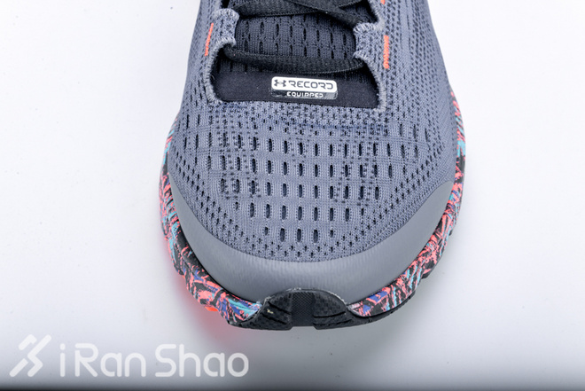 跑鞋 | UA SpeedForm Velociti RE 智能跑鞋能不能跑？