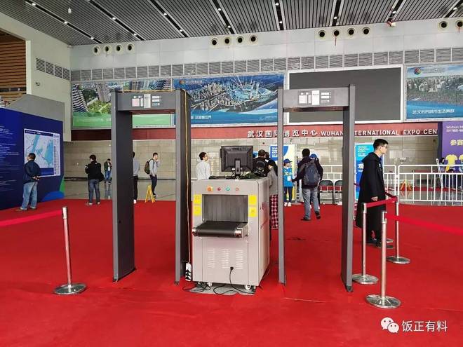 Run With Me | 风雨交加，燃情汉马！