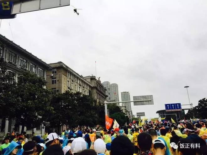 Run With Me | 风雨交加，燃情汉马！