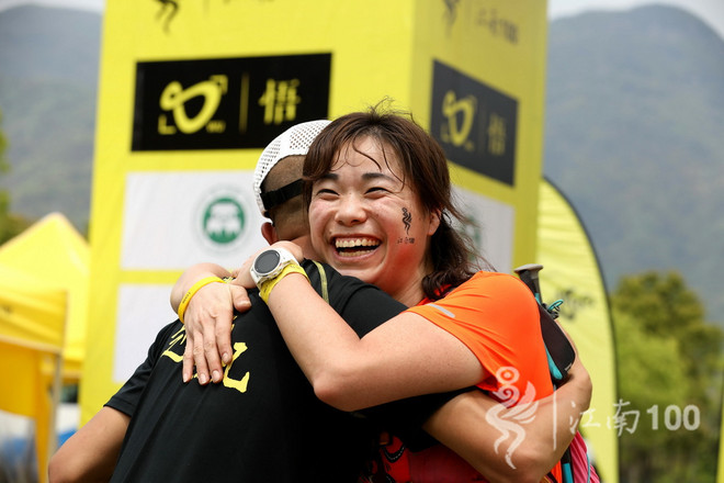 江南100赛报 | 高温虐站，勇者胜