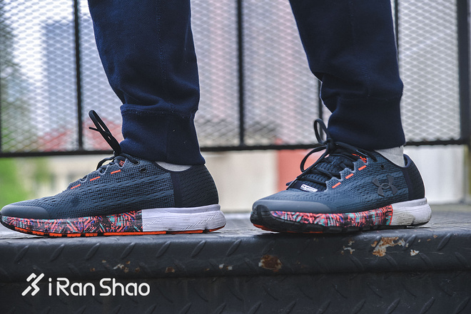 跑鞋 | UA SpeedForm Velociti RE 智能跑鞋能不能跑？