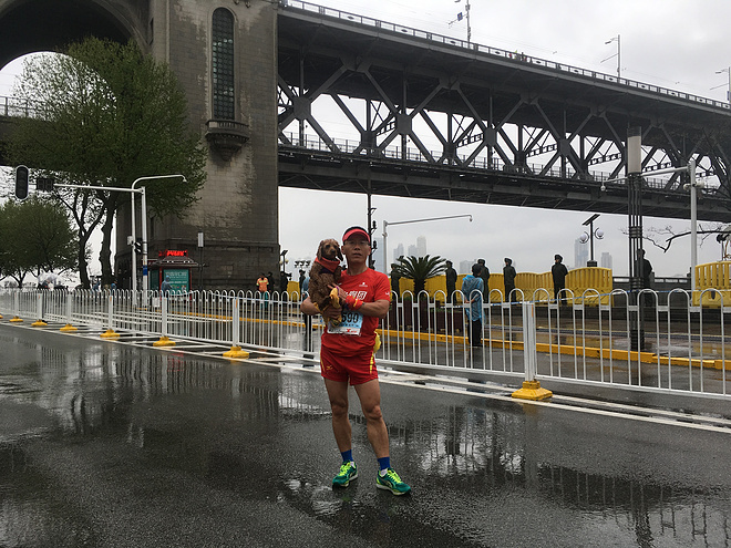 再跑汉马的狗子———记四毛的第22场马拉松