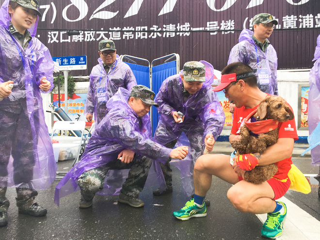 再跑汉马的狗子———记四毛的第22场马拉松