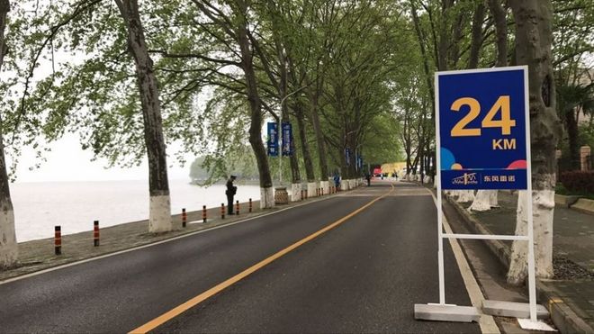 2017年汉马：狂风大雨中，总有N个理由让你坚持完赛